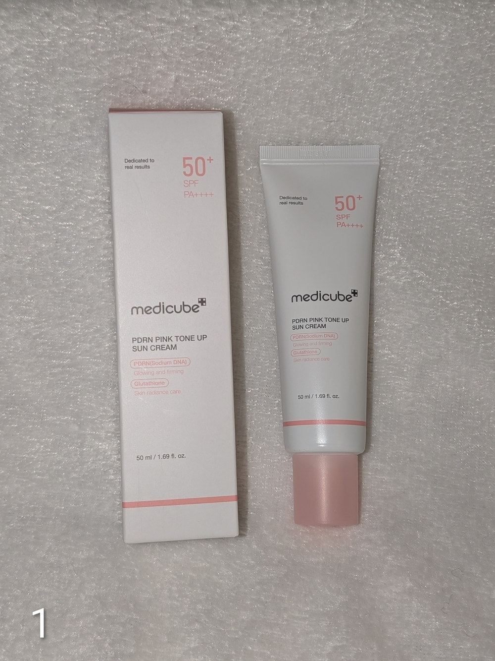 Medicube PDRN Pink Tone Up Sun Cream SPF 50+ PA++++ - Pink